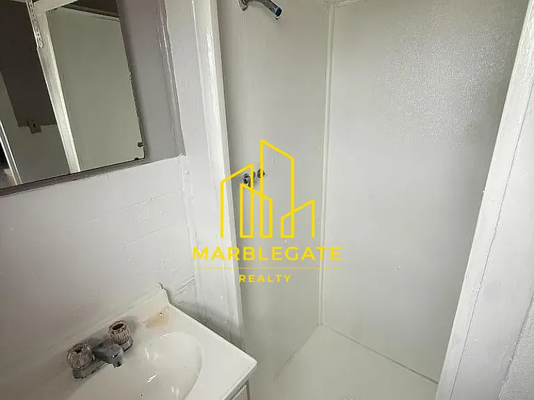 71 Highland St #33R — Photo 2