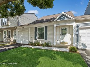 1438 N Tanglewood Ave, Palatine, IL 60067