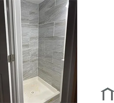 39 S Hawthorne Rd — Photo 13