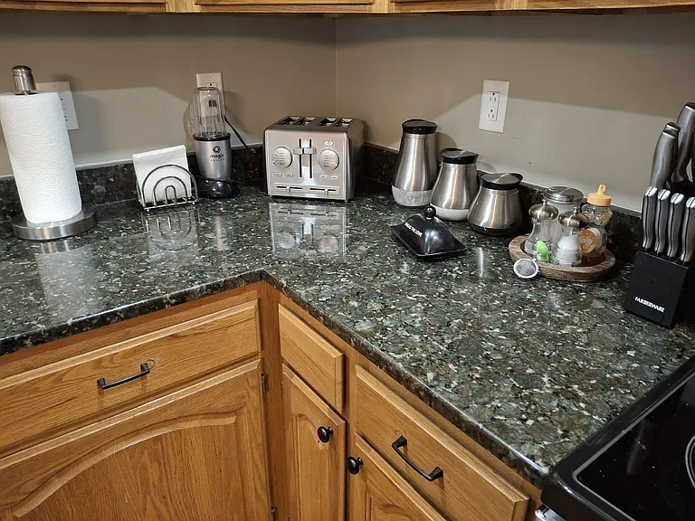 910 Sterling Ct — Photo 18