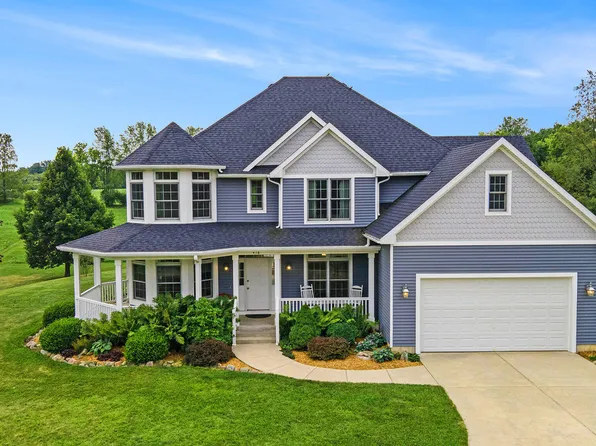 418 103rd Ave, Plainwell, MI 49080