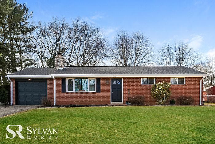 1st image of 307 Sun Valley Dr