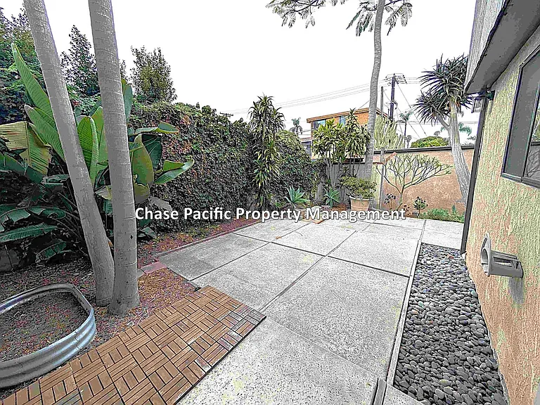 7452 Fay Ave — Photo 10