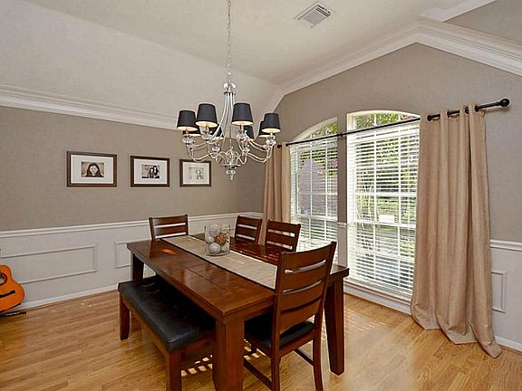 5th image of 14915 Summerland Cir
