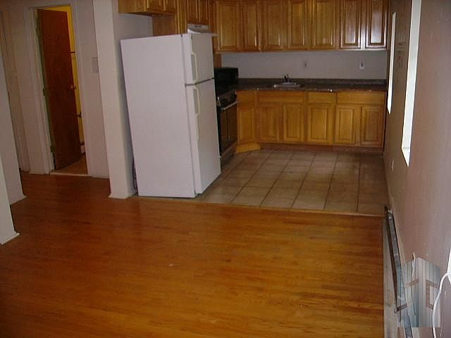 1st image of 569 Vanderbilt Ave #3A