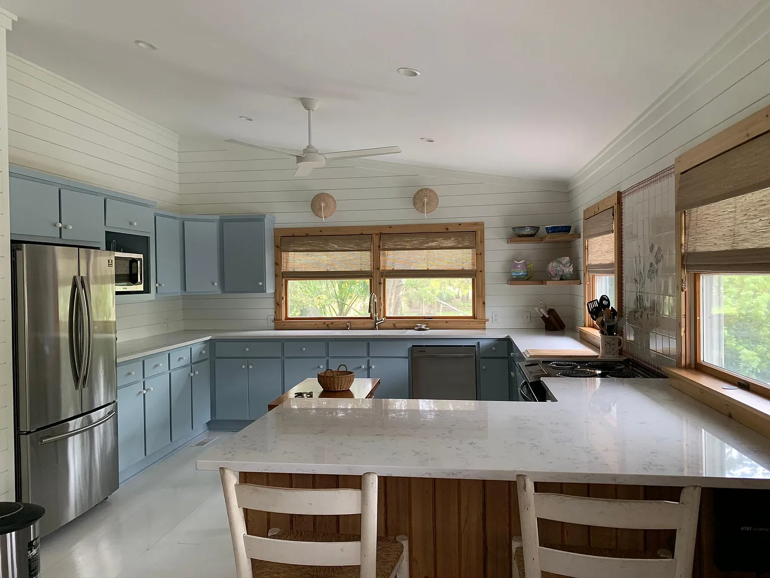 5 bed, 4.5 bath, 2500 sqft, $10,000 — Photo 3