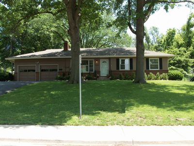 5445 Hadley St, Overland Park, KS, 66202