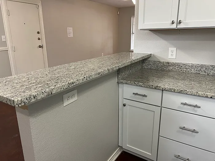 1007 Shaw St — Photo 10