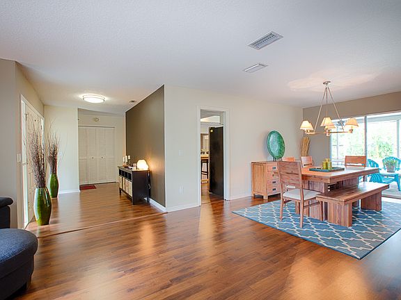 4th image of 5957 Marlberry Dr