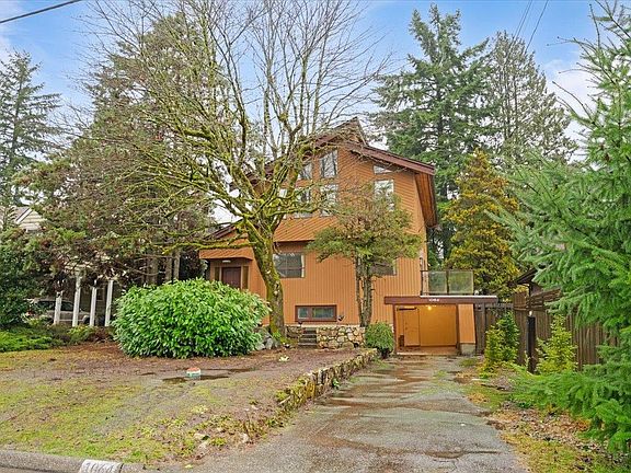 2nd image of 1064 Ruthina Ave