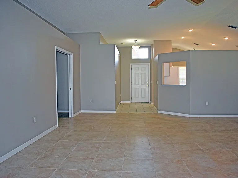 14499 Tamarind Loop — Photo 13