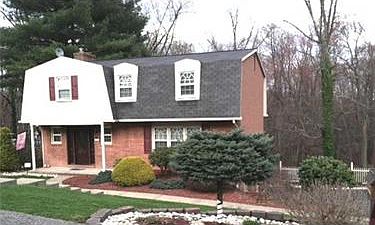 1st image of 524 Westchester Dr