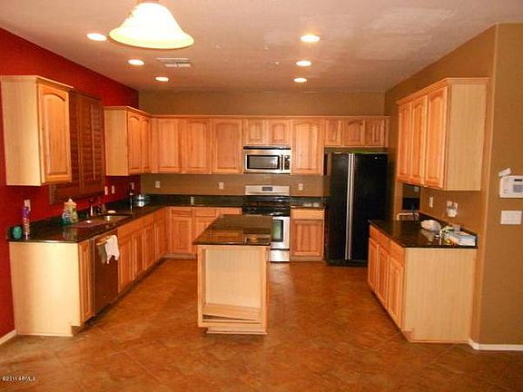 2nd image of 28178 N Abby Cir