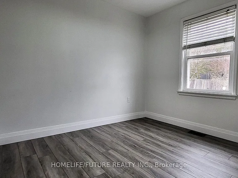79 Ellington Dr #MAIN 2ND — Photo 5
