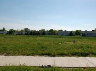 606 Water Tower Dr, Marshall, WI 53559