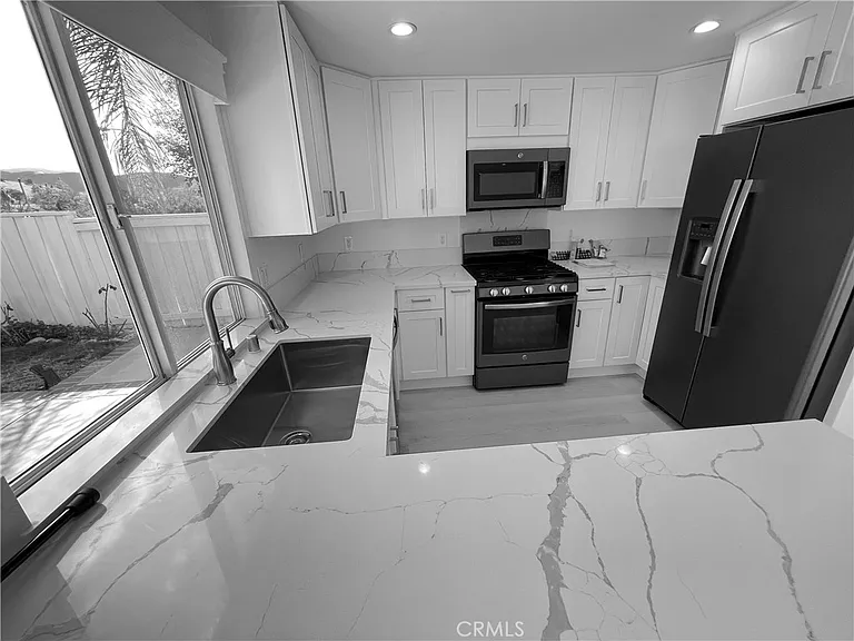 4110 Lost Springs Dr — Photo 11