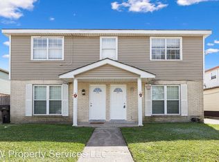 2417 Octavia Dr, Chalmette, LA 70043
