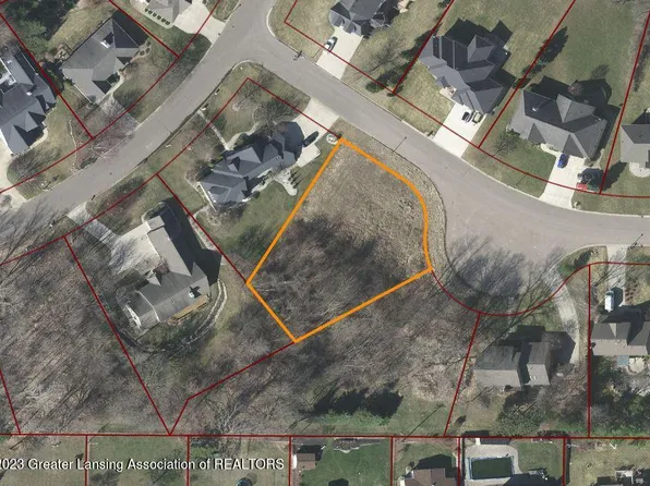 4617 San Gabriel, Lansing, MI 48917