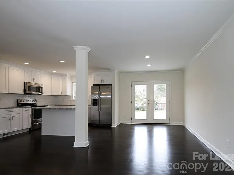 4808 Walden Ct — Photo 6