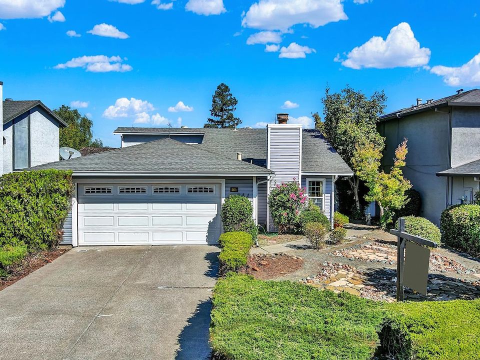1st image of 448 Woodhaven Drive