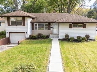 29 S Hickory St, Palatine, IL 60067