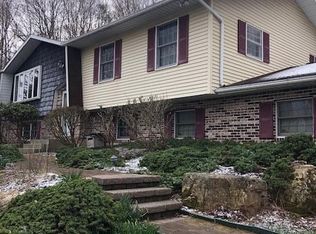 5364 Cherry Valley Rd, Saylorsburg, PA 18353