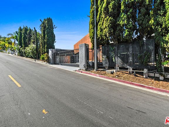 5th image of 7842 Electra Dr