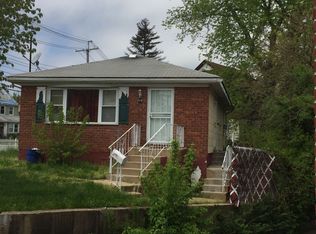 21107 Murdock Ave, Cambria Heights, NY 11411