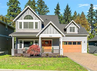 768 Hanbury Pl, Highlands, BC V9B0E3