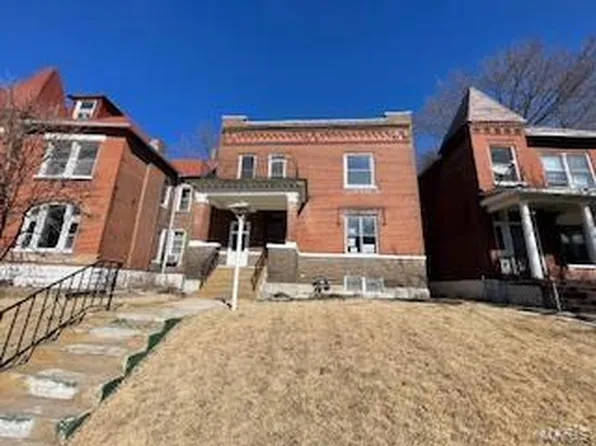 5227 Ridge Ave, Saint Louis, MO 63113