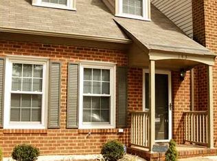 143 Kenilworth Dr, Newport News, VA 23606