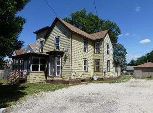 820 Claim St, Aurora, IL 60505