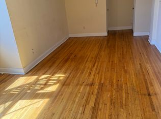 143-06 Barclay Ave #3F, Flushing, NY 11355