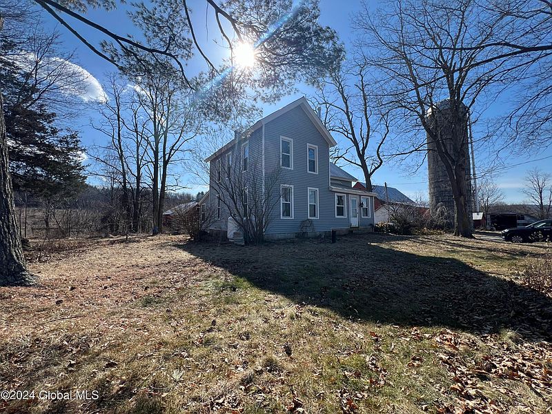 3rd image of 338 Sulphur Springs Road