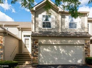 1853 Misty Ridge Ln, Aurora, IL 60503