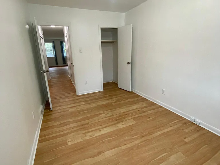 2638 Daphne Rd #1 — Photo 11