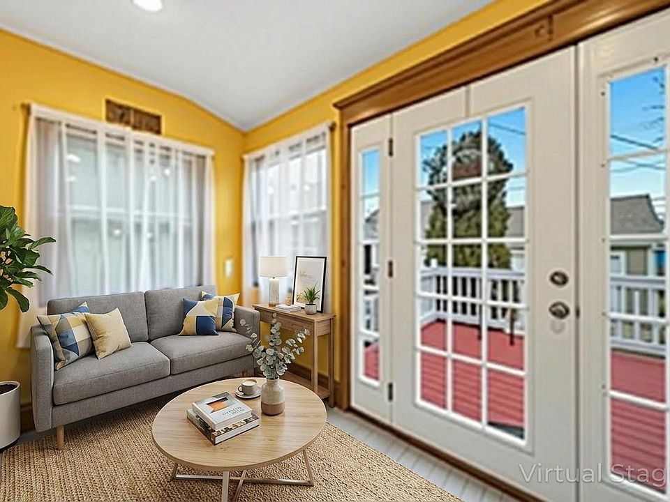 2nd image of 430 Gierz St