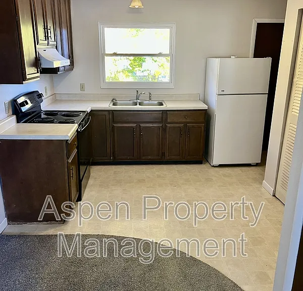 2216 Piper Pl #1 — Photo 3