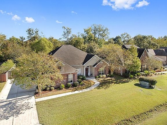2nd image of 306 Riverwood Dr