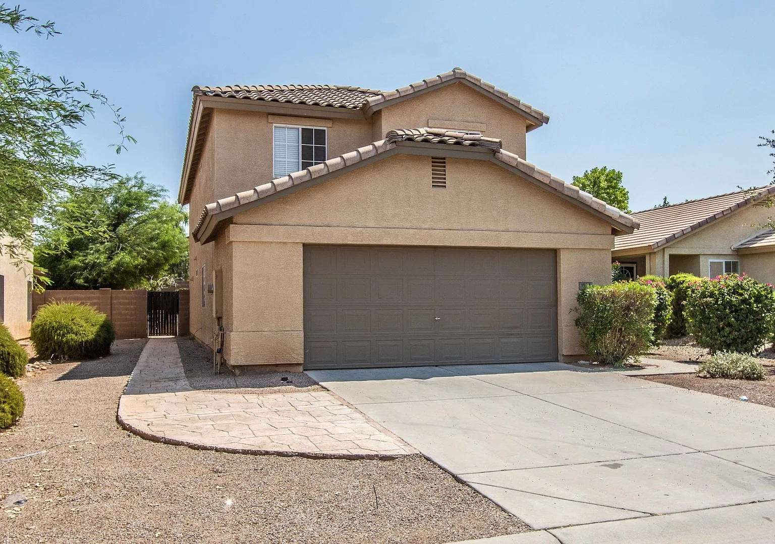 Newly Remodeled 4 Bedroom Home In San Tan Valley — Photo 3