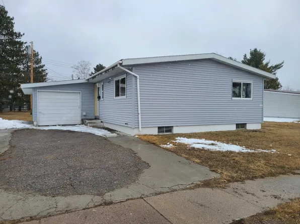 17 Hemlock Cir, Babbitt, MN 55706