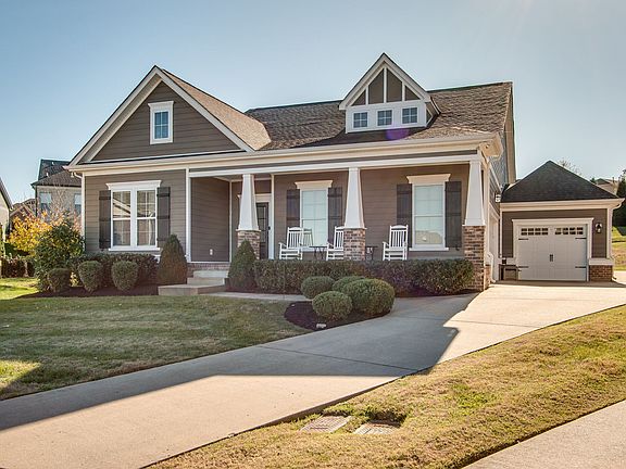 2nd image of 2416 Tapestry Ct