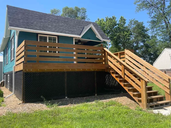 116 N Vine St, Brady, NE 69123