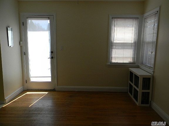 4th image of 3 Waters Ave