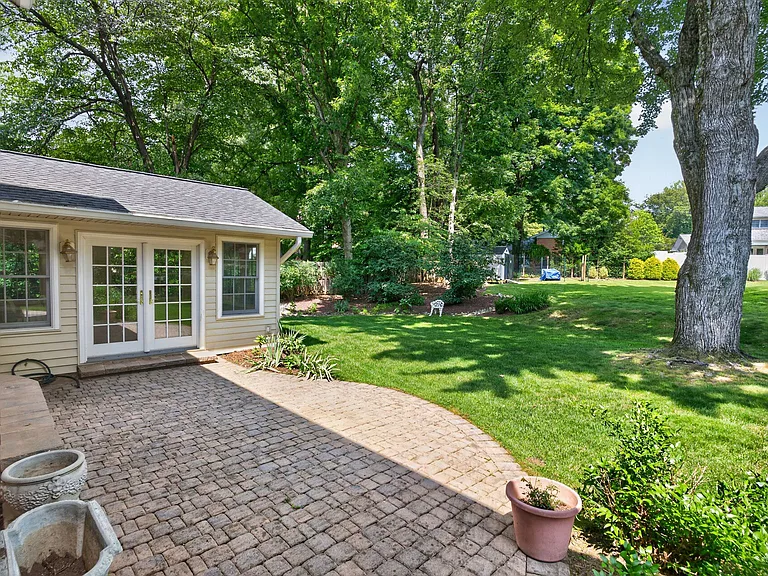6905 Stonewood Ct — Photo 22