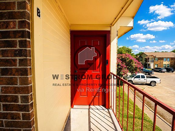 4th image of 5113 Herrick Ct