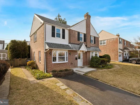 203 Oxford Hill Ln, Havertown, PA 19083