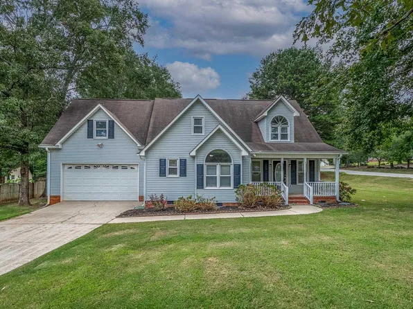 2 Bethel Oaks Ct, Mauldin, SC 29662