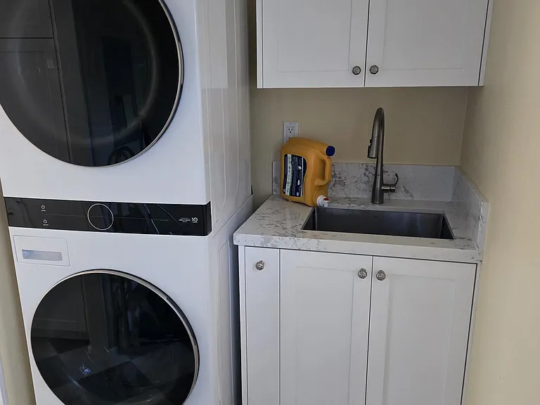 901 A Ave — Photo 16