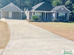 180 Lindsey Dr, Richmond Hill, GA 31324